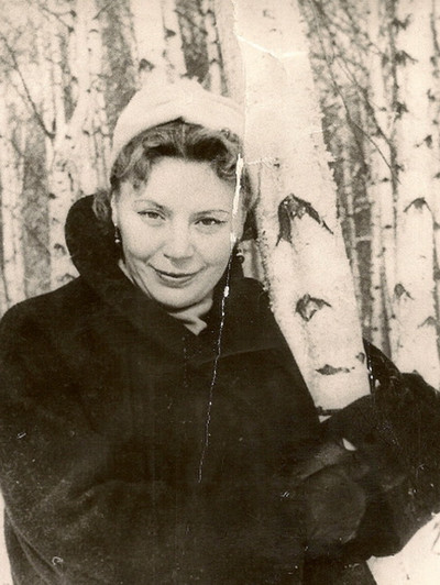 Василий Сталин, жена