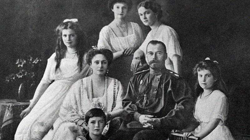 Николаос II: биография, личная жизнь, фотографии, Базель, смерть императора. | ЖЗЛ